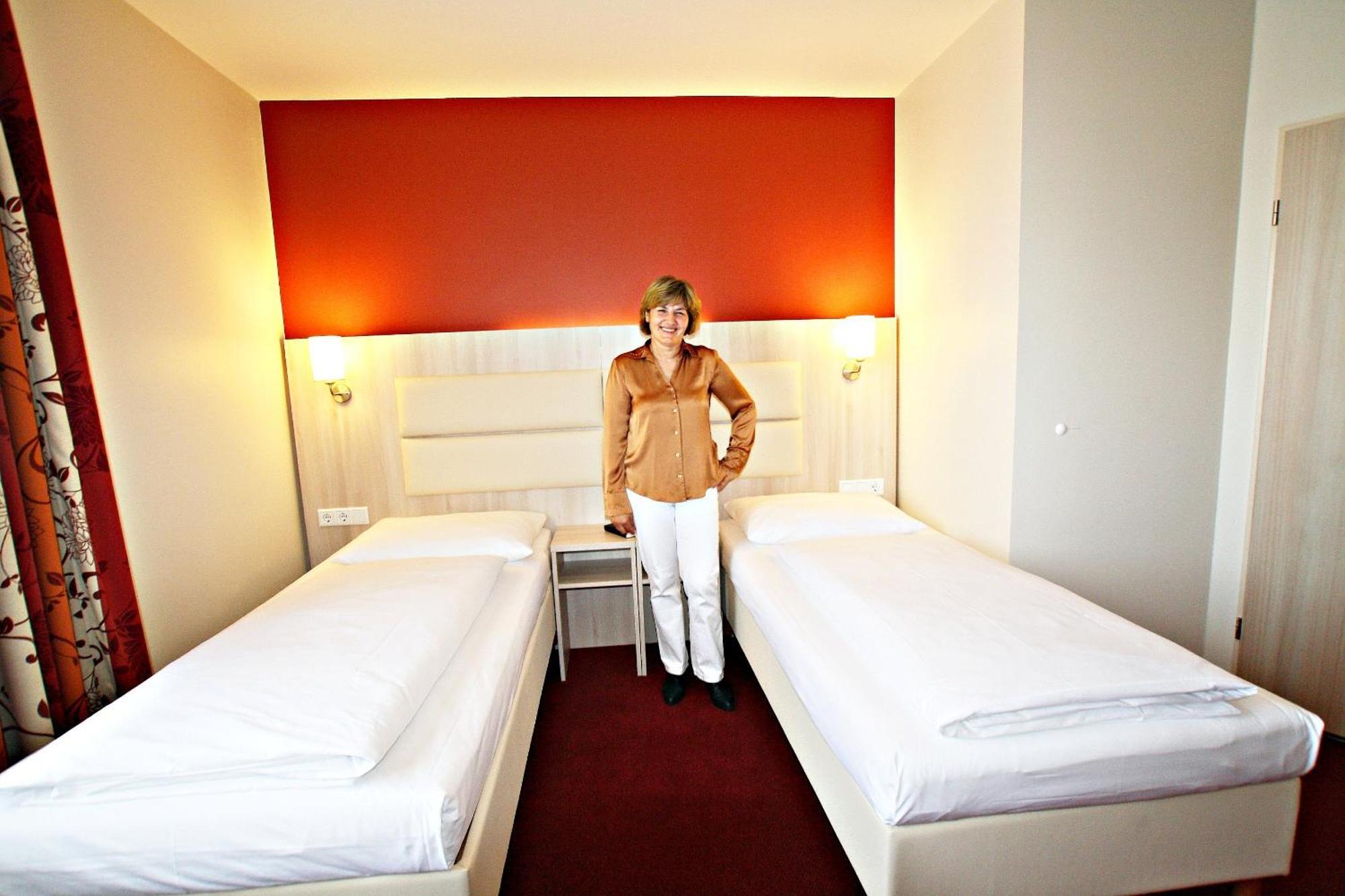 Hotel Roedelheimer Hof - Am Wasserturm Frankfurt am Main Ngoại thất bức ảnh
