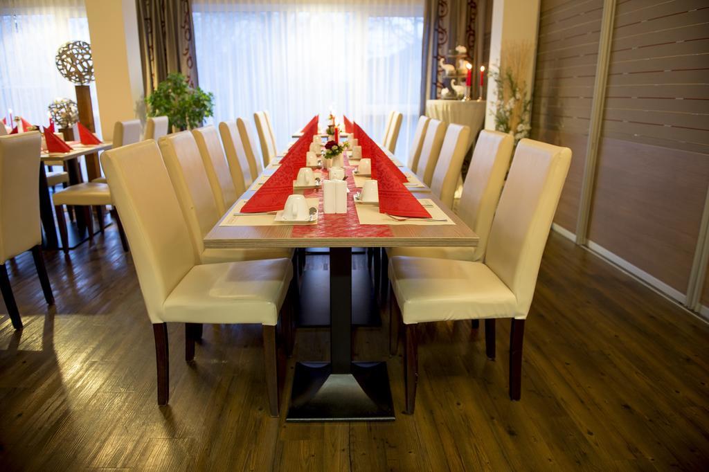 Hotel Roedelheimer Hof - Am Wasserturm Frankfurt am Main Ngoại thất bức ảnh