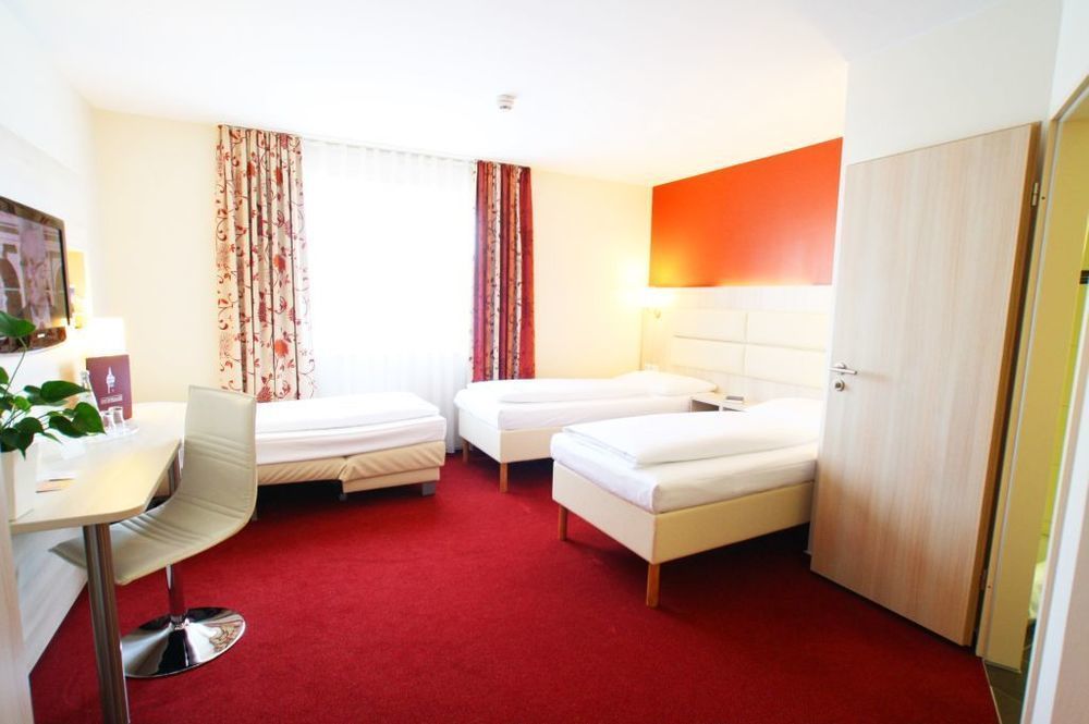 Hotel Roedelheimer Hof - Am Wasserturm Frankfurt am Main Ngoại thất bức ảnh
