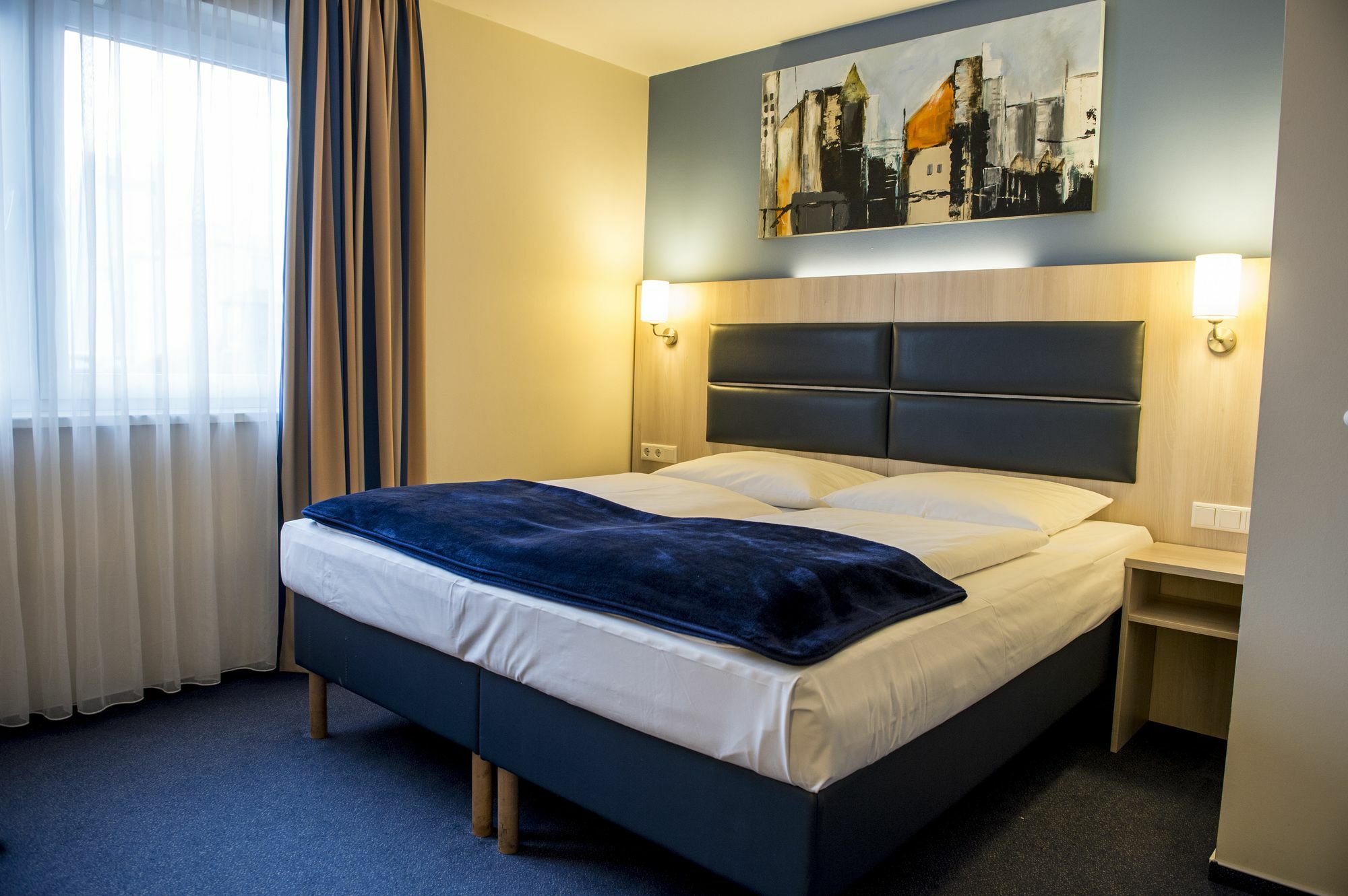 Hotel Roedelheimer Hof - Am Wasserturm Frankfurt am Main Ngoại thất bức ảnh